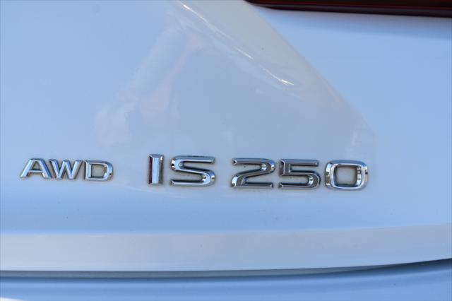 2015 Lexus IS 250 Crafted Line