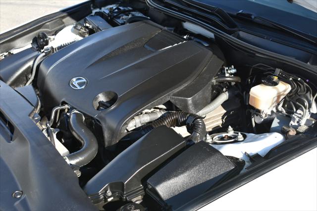 2015 Lexus IS 250 Crafted Line