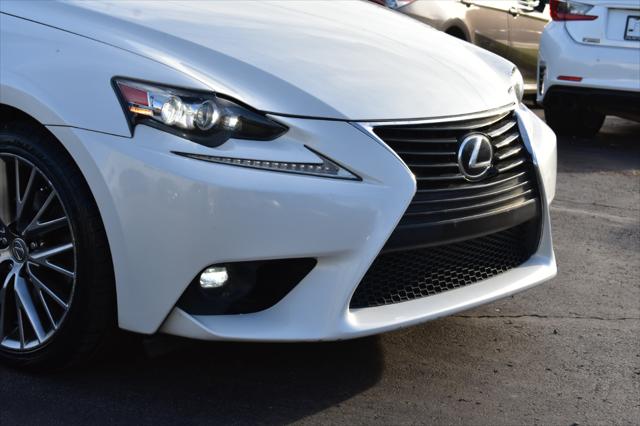 2015 Lexus IS 250 Crafted Line