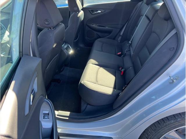 2022 Chevrolet Malibu FWD LT