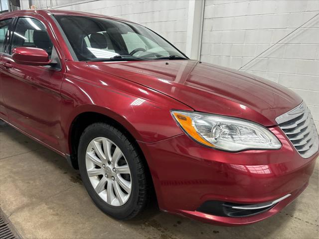 Used 2012 Chrysler 200 For Sale in Wilmington, OH