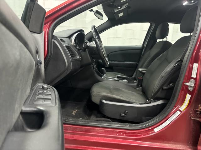 Used 2012 Chrysler 200 For Sale in Wilmington, OH