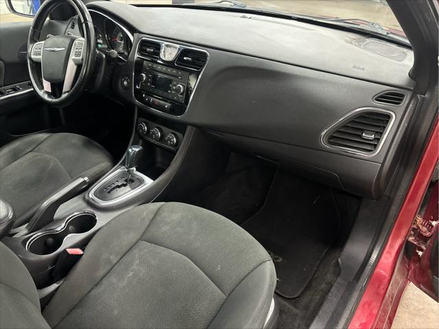 Used 2012 Chrysler 200 For Sale in Wilmington, OH