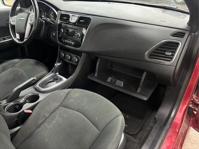 Used 2012 Chrysler 200 For Sale in Wilmington, OH