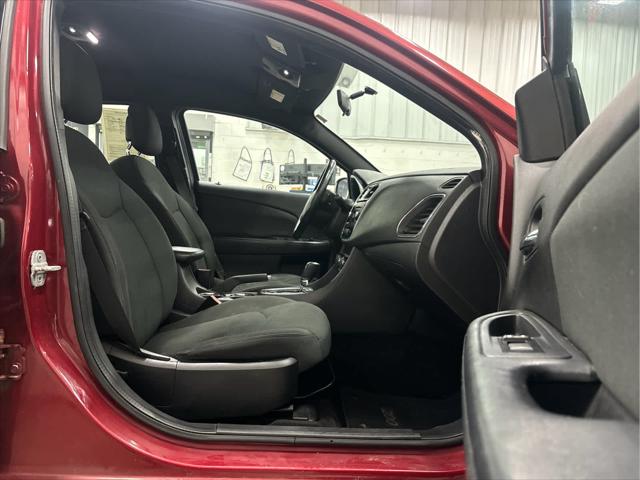 Used 2012 Chrysler 200 For Sale in Wilmington, OH