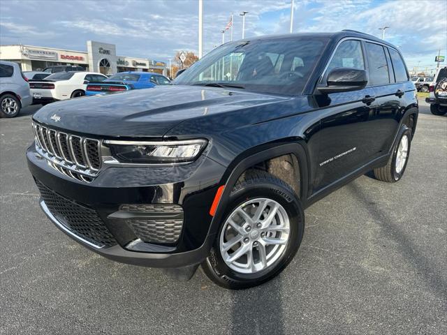 2025 Jeep Grand Cherokee GRAND CHEROKEE LAREDO X 4X4