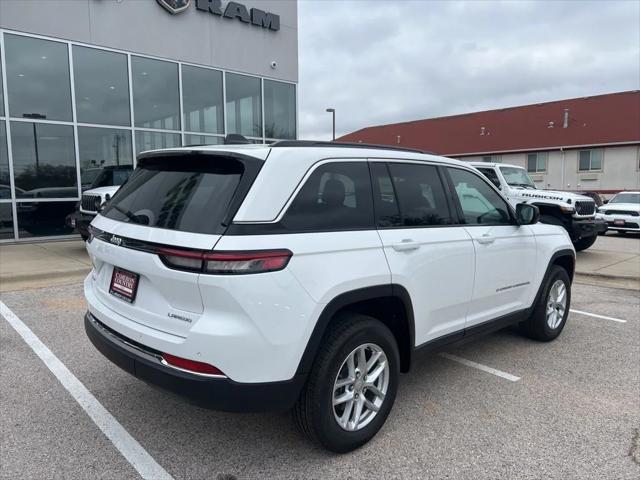 2025 Jeep Grand Cherokee GRAND CHEROKEE LAREDO X 4X4