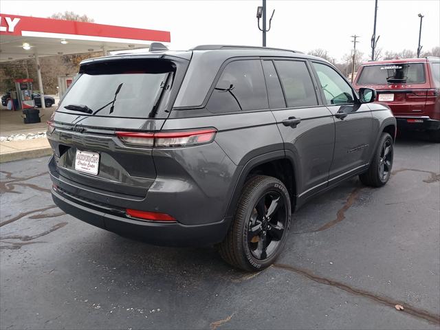 2025 Jeep Grand Cherokee GRAND CHEROKEE ALTITUDE 4X4