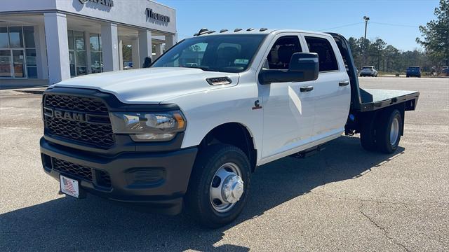 2024 RAM Ram 3500 Chassis Cab RAM 3500 TRADESMAN CREW CAB CHASSIS 4X4 60 CA