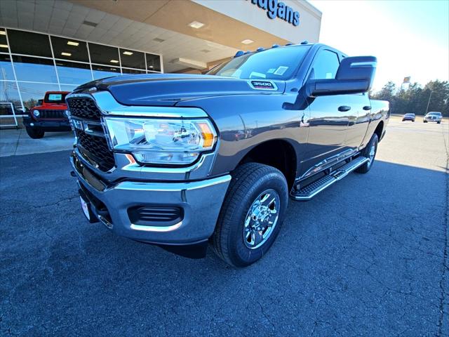 2024 RAM Ram 3500 RAM 3500 TRADESMAN CREW CAB 4X4 64 BOX