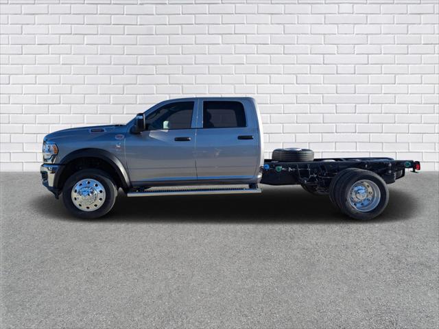 2024 RAM Ram 5500 Chassis Cab RAM 5500 TRADESMAN CHASSIS CREW CAB 4X4 60 CA