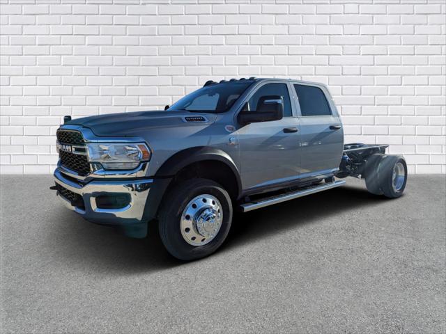 2024 RAM Ram 5500 Chassis Cab RAM 5500 TRADESMAN CHASSIS CREW CAB 4X4 60 CA