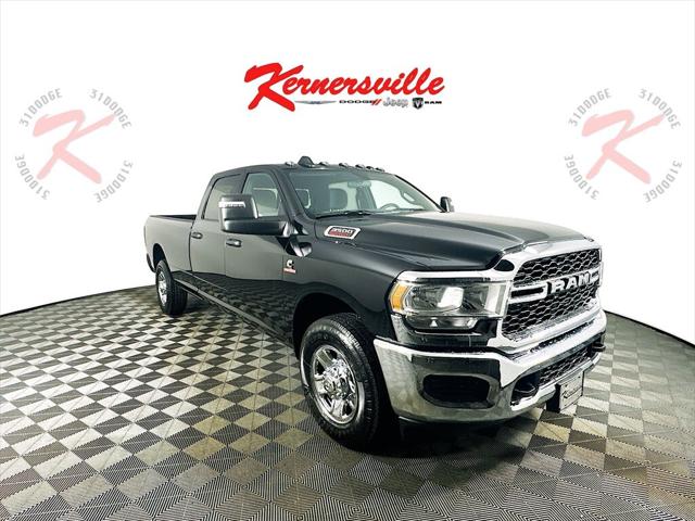 2024 RAM Ram 3500 RAM 3500 TRADESMAN CREW CAB 4X2 8 BOX 2024 RAM Ram 3500 RAM 3500 TRADESMAN CREW CAB 4X2 8 BOX