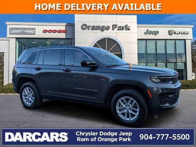 2025 Jeep Grand Cherokee GRAND CHEROKEE LAREDO X 4X4