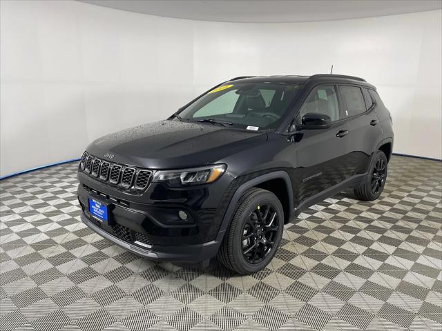 2025 Jeep Compass COMPASS LATITUDE 4X4