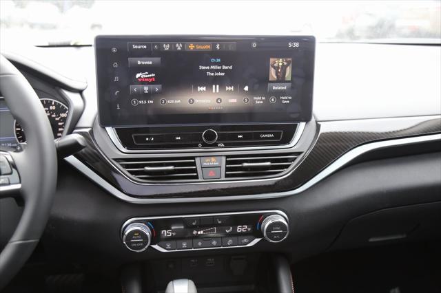 2025 Nissan Altima SR FWD