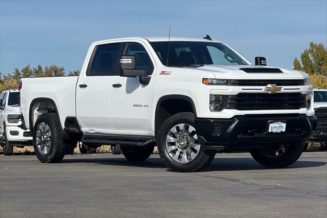 2024 Chevrolet Silverado 2500HD 4WD Crew Cab Standard Bed Custom