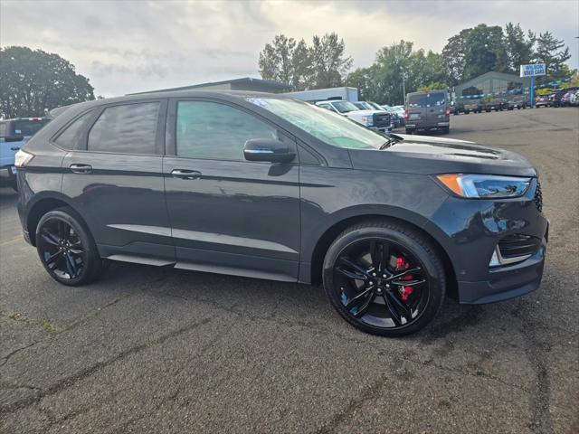 2021 Ford Edge ST