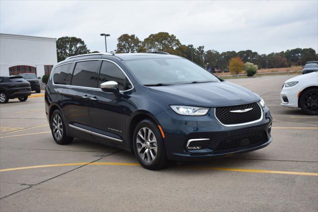 2022 Chrysler Pacifica Hybrid Pinnacle