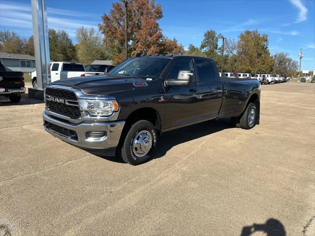 2024 RAM Ram 3500 RAM 3500 TRADESMAN CREW CAB 4X4 8 BOX