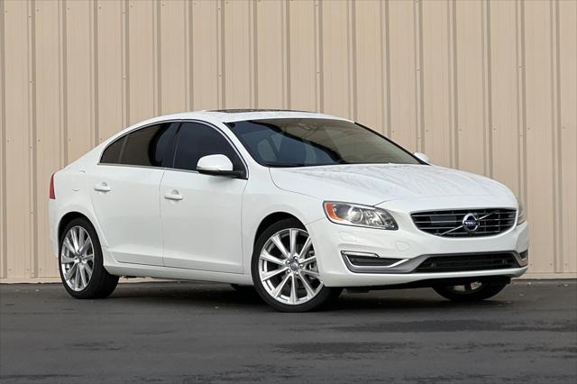 2017 Volvo S60 Inscription Platinum