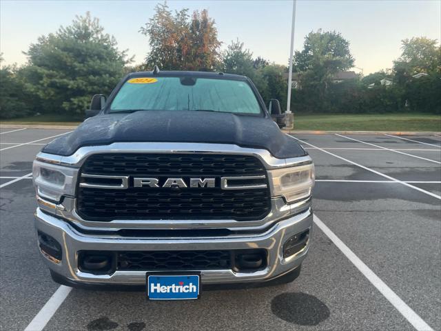 2024 RAM 2500 Big Horn Crew Cab 4x4 8 Box