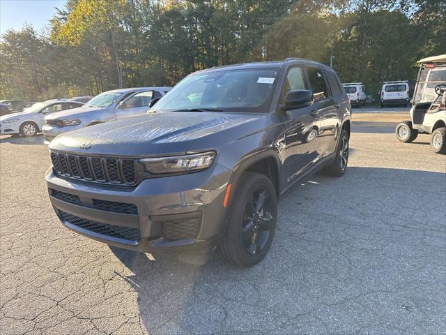 2023 Jeep Grand Cherokee L Altitude 4x2