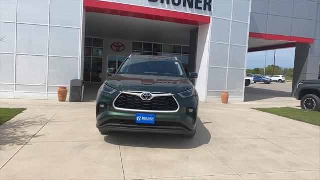 2024 Toyota Highlander XLE
