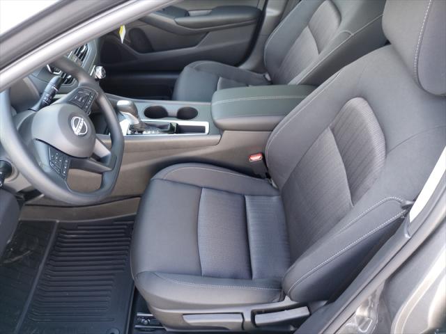 2025 Nissan Altima S FWD