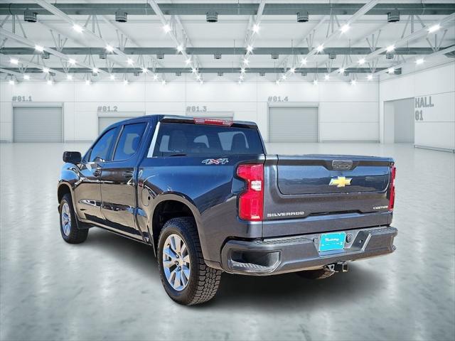 2021 Chevrolet Silverado 1500 4WD Crew Cab Short Bed Custom