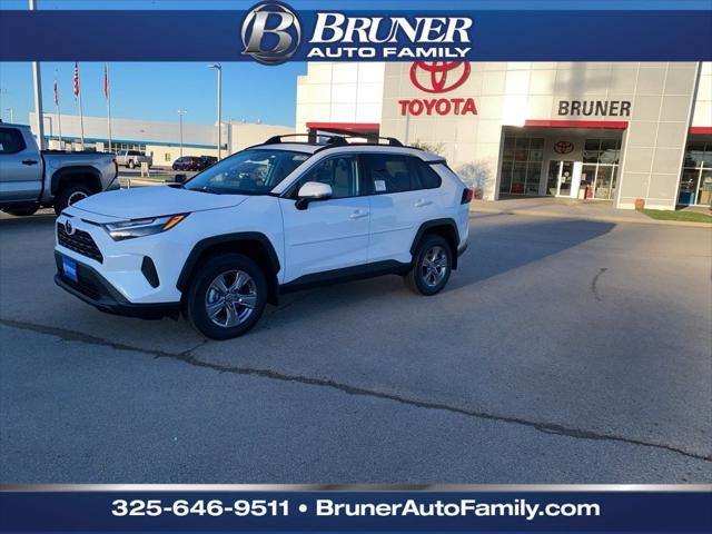 2024 Toyota RAV4 XLE