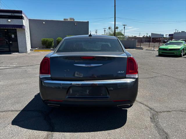 2019 Chrysler 300 Limited