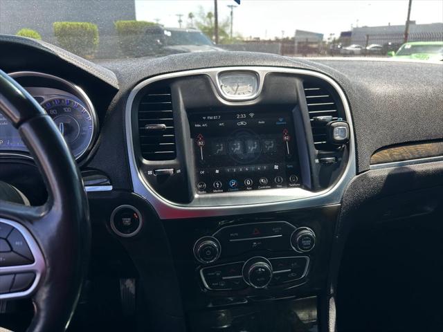 2019 Chrysler 300 Limited
