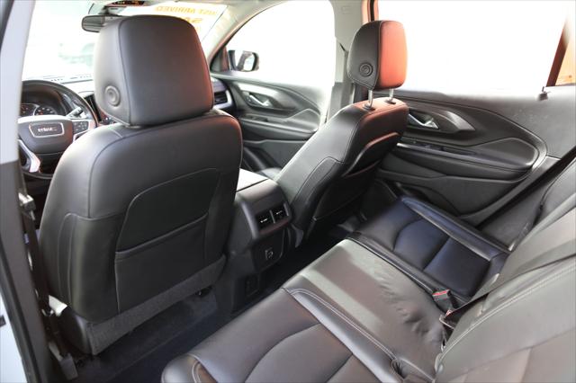 2022 GMC Terrain FWD SLT