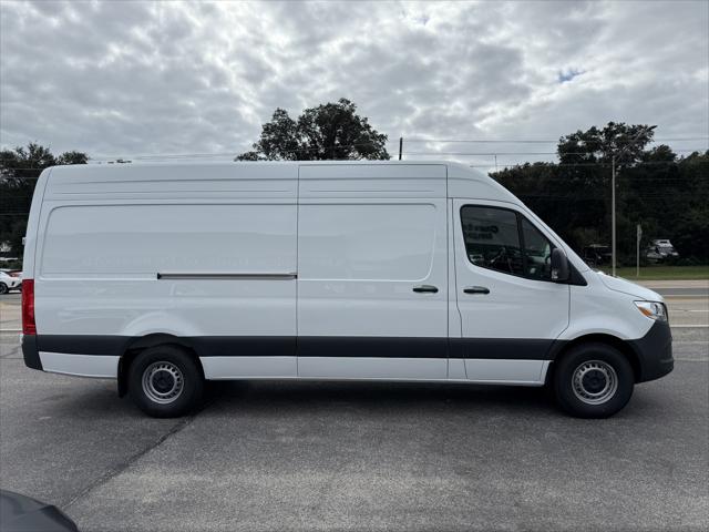 2025 Mercedes-Benz Sprinter 2500 High Roof 4-Cyl Diesel