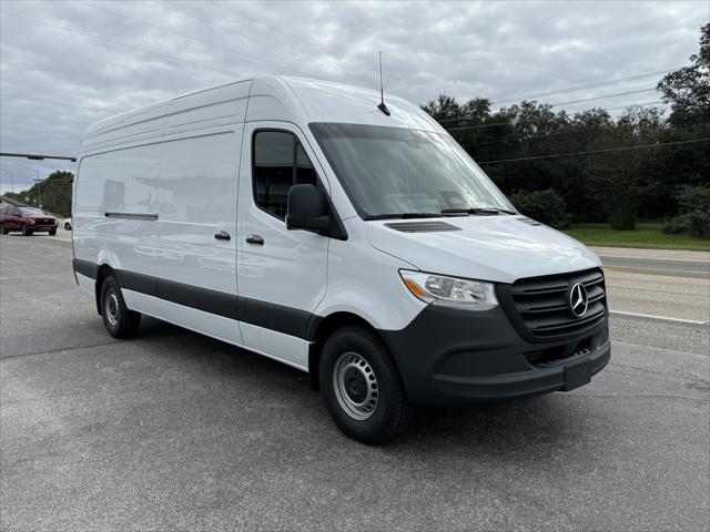 2025 Mercedes-Benz Sprinter 2500 High Roof 4-Cyl Diesel