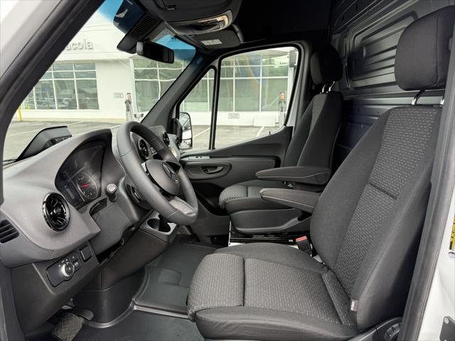 2025 Mercedes-Benz Sprinter 2500 High Roof 4-Cyl Diesel
