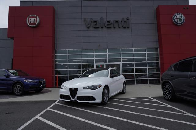 2025 Alfa Romeo Giulia GIULIA AWD 2025 Alfa Romeo Giulia GIULIA AWD