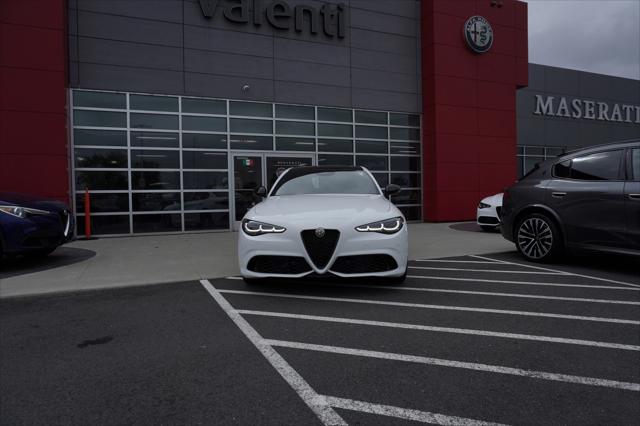2025 Alfa Romeo Giulia GIULIA AWD 2025 Alfa Romeo Giulia GIULIA AWD