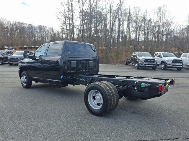 2024 RAM Ram 3500 Chassis Cab RAM 3500 TRADESMAN CREW CAB CHASSIS 4X2 60 CA