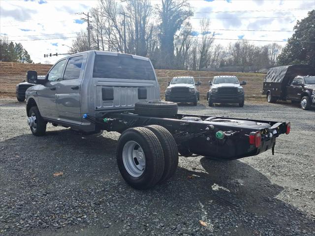 2024 RAM Ram 3500 Chassis Cab RAM 3500 TRADESMAN CREW CAB CHASSIS 4X2 60 CA