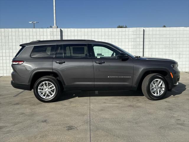 2025 Jeep Grand Cherokee GRAND CHEROKEE L LAREDO 4X4