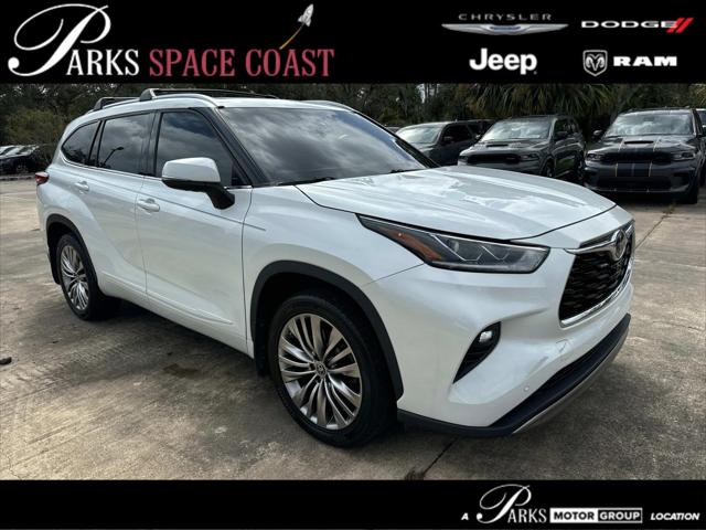 2022 Toyota Highlander Platinum