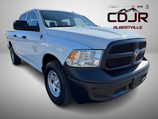 2022 RAM 1500 Classic Tradesman Crew Cab 4x4 57 Box