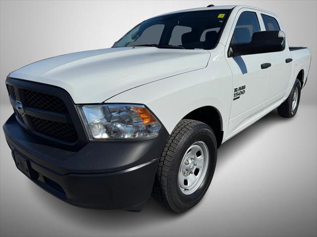 2022 RAM 1500 Classic Tradesman Crew Cab 4x4 57 Box