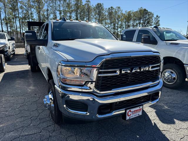 2024 RAM Ram 3500 Chassis Cab RAM 3500 TRADESMAN CREW CAB CHASSIS 4X4 60 CA