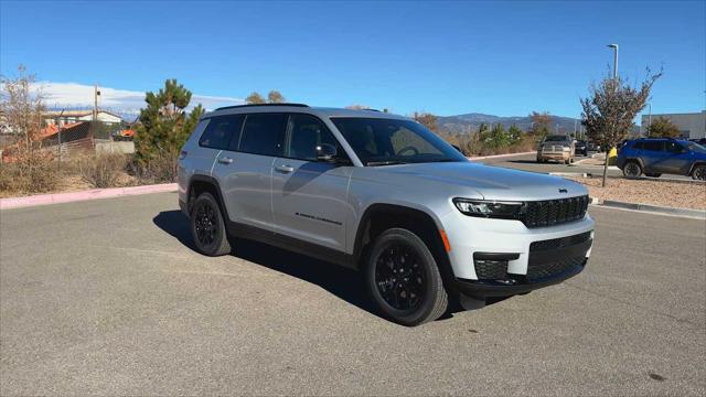 2025 Jeep Grand Cherokee GRAND CHEROKEE L ALTITUDE X 4X4