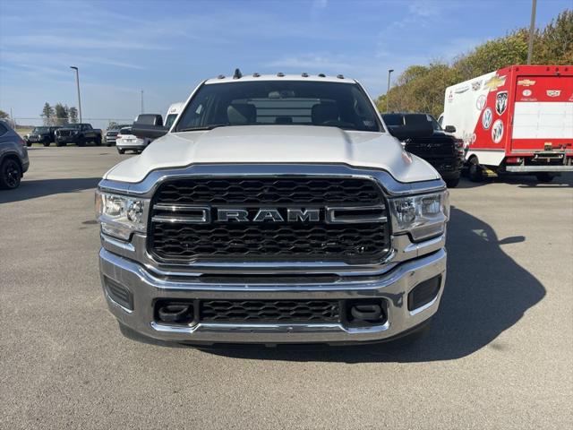 2022 RAM 3500 Chassis Tradesman/SLT/Laramie/Limited