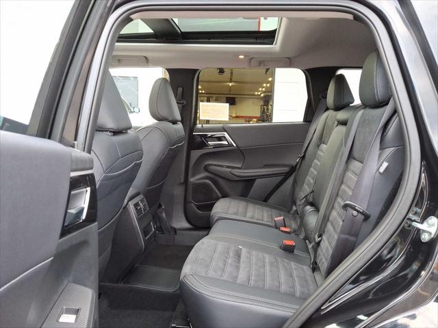 2025 Mitsubishi Outlander PHEV SE S-AWC