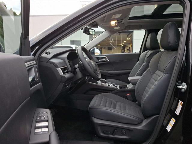 2025 Mitsubishi Outlander PHEV SE S-AWC